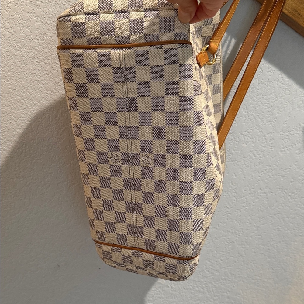 Louis Vuitton Damier Azur Totally MM Tote Bag Shoulder with Zipper - Picture 6 of 13